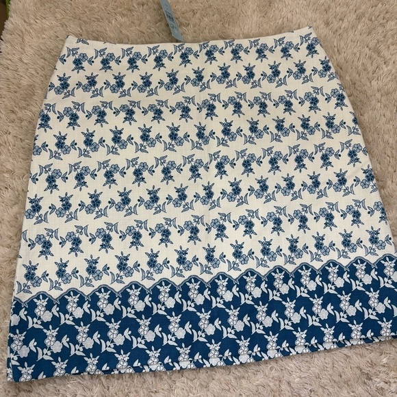 Loft Womens Floral Print A-Line Skirt size 6 Petite - Picture 2 of 9